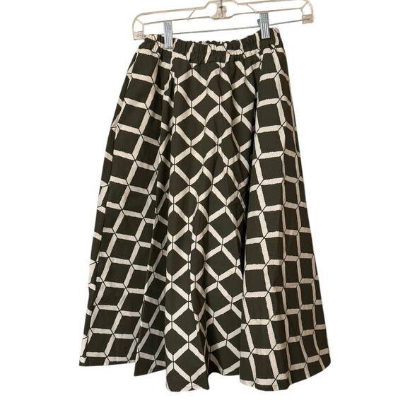 NIU NEW Olive Green Geometric Flared A-Line Skirt Midi XS - Picture 3 of 6